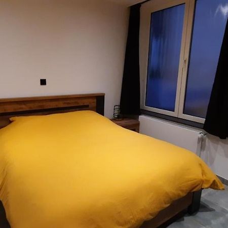Apartamento Nez Sur La Croisette. Dinant Exterior foto